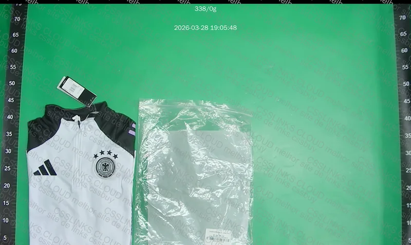 Track suit Alemanha ( não sei que temp)