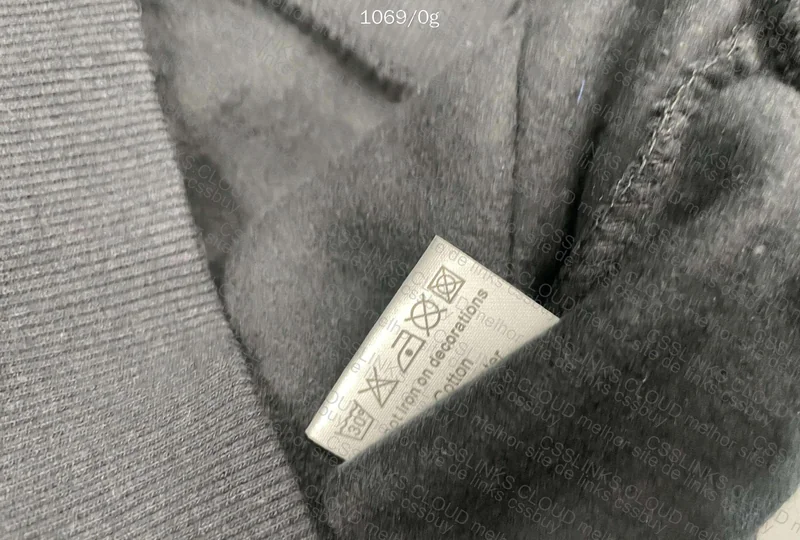 Random GOAT Track Suit 4