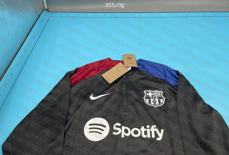 Tracksuit Barcelona 4