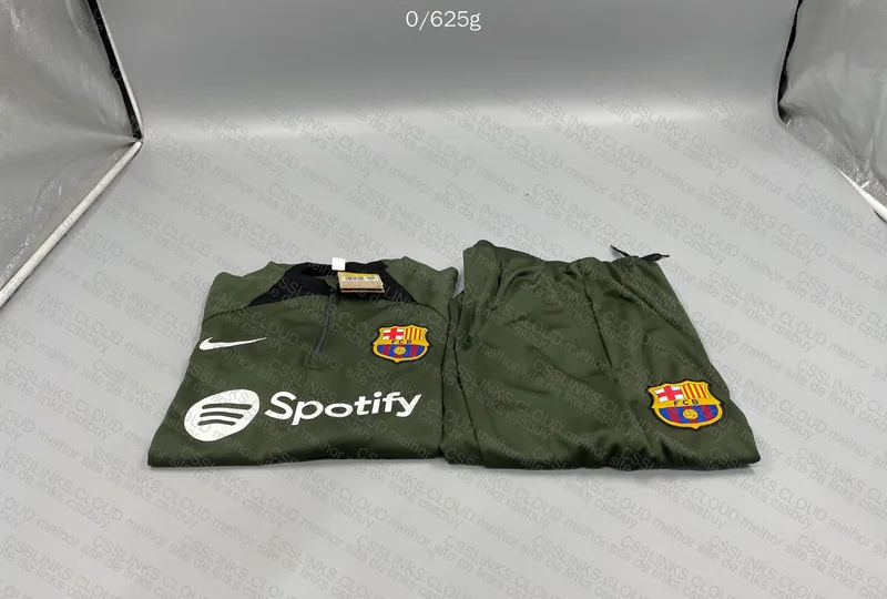 Barcelona Track Suit, GL?