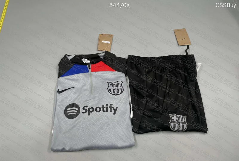 Barcelona Track Suit, GL?