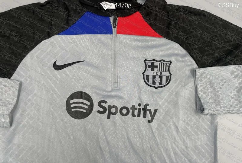 Barcelona Track Suit, GL? 3