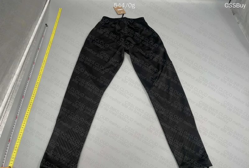 Barcelona Track Suit, GL? 8