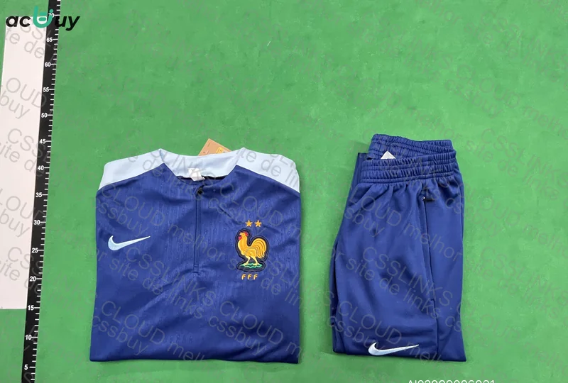 France Tracksuit (GL?) 4