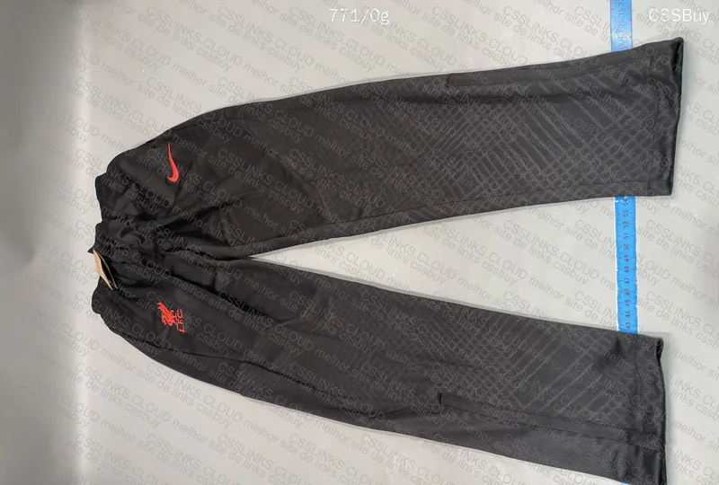 Tracksuit Liverpool 5