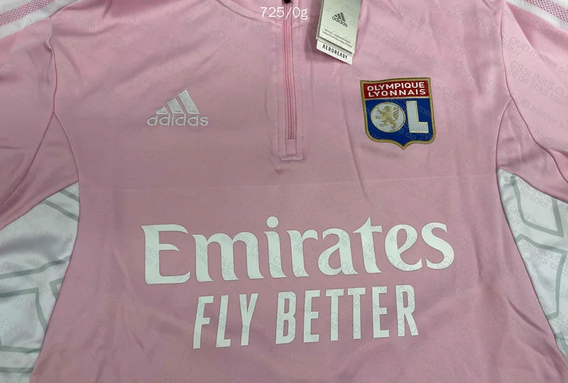 Tracksuit Lyon 3