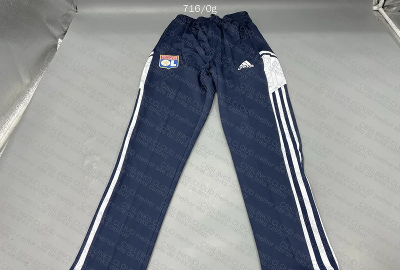 Tracksuit Lyons 8