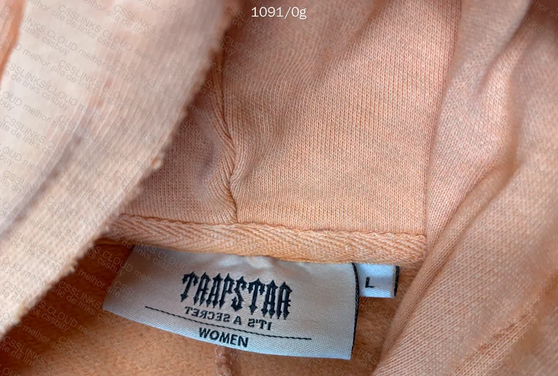 TRACKSUIT maravilhosamente linda GOAT SALE 3
