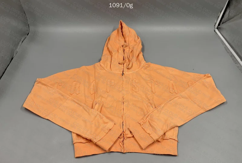 TRACKSUIT maravilhosamente linda GOAT SALE 4