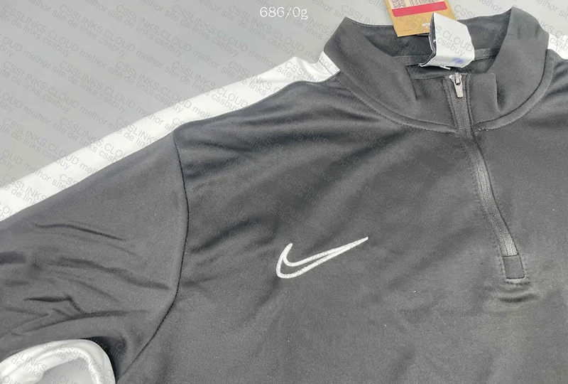 Tracksuit Nike 4