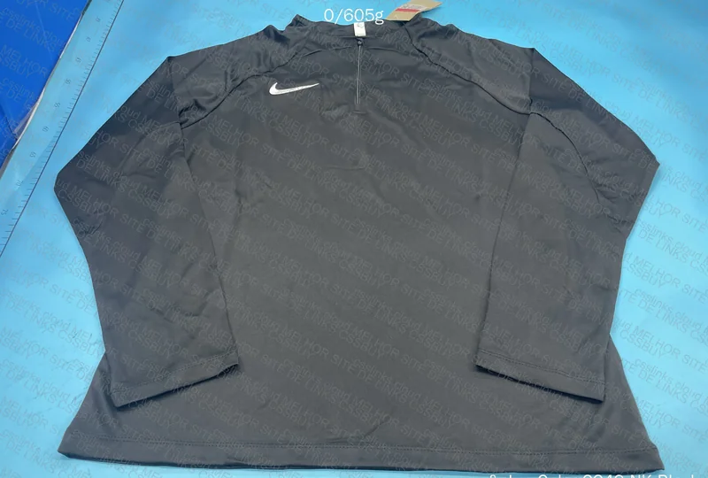 Nike Tracksuit with Measurements