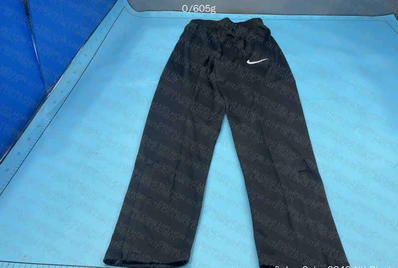 Nike Tracksuit with Measurements 7