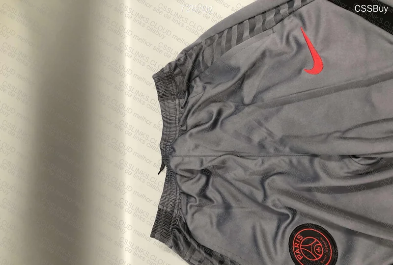 PSG 22/23 Gray Tracksuit 5