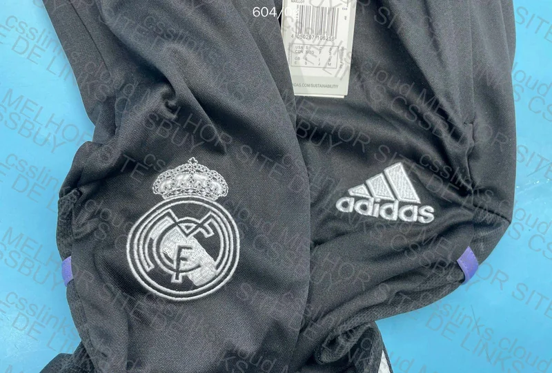 Tracksuit Real Madrid 4