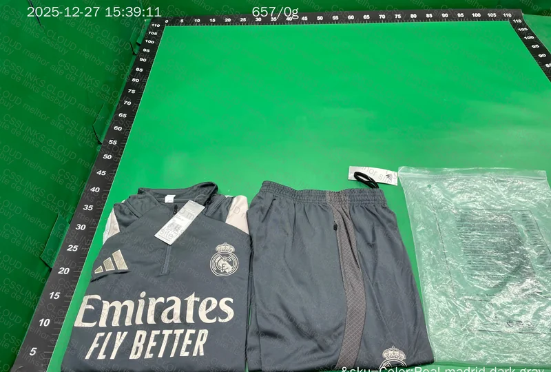 tracksuit real madrid 4