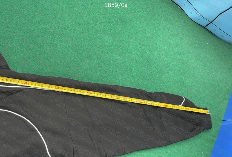 Tracksuit supreme 7