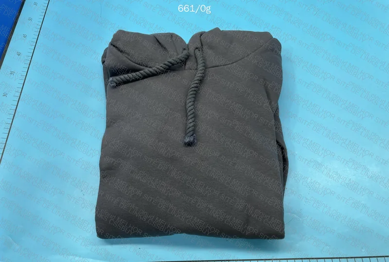 Syna Gray and White Tracksuit, GL?