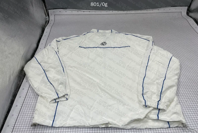 Tracksuit Vicinity