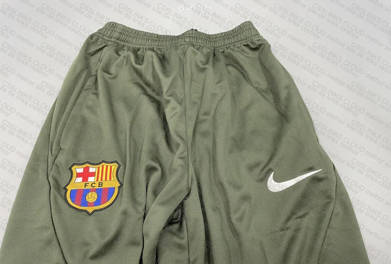 Barcelona Cream Tracksuit/Set 5