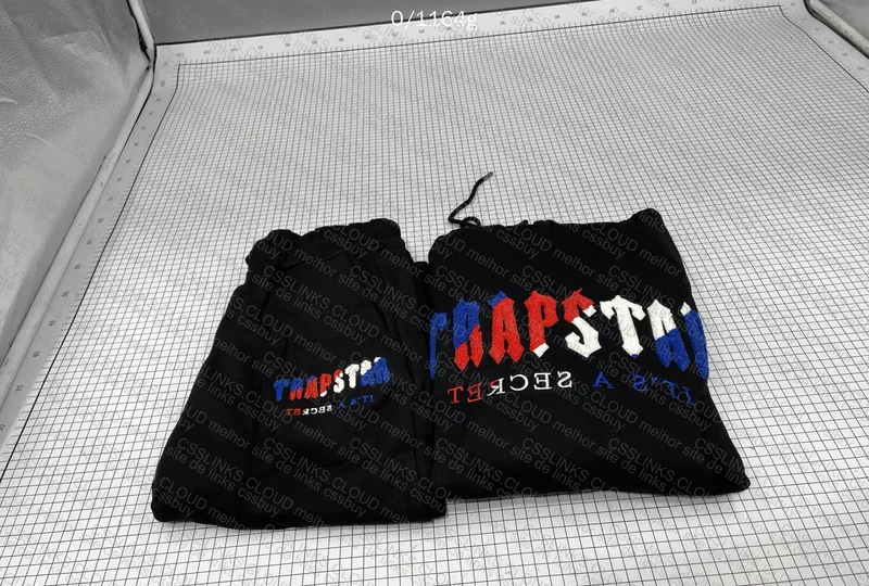 Tracksuits ¥99😍😍