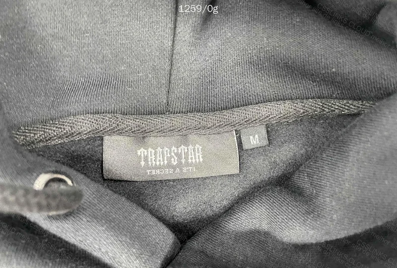 Random Trapstar Tracksuit 4
