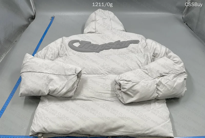 TRAPSTAR PUFFER WHITE 2K23 4