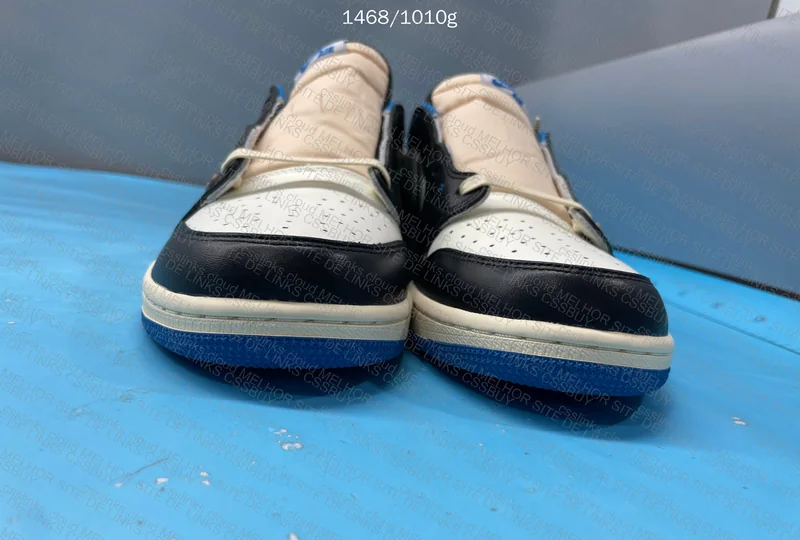 Travis AJ1 low fragment 6