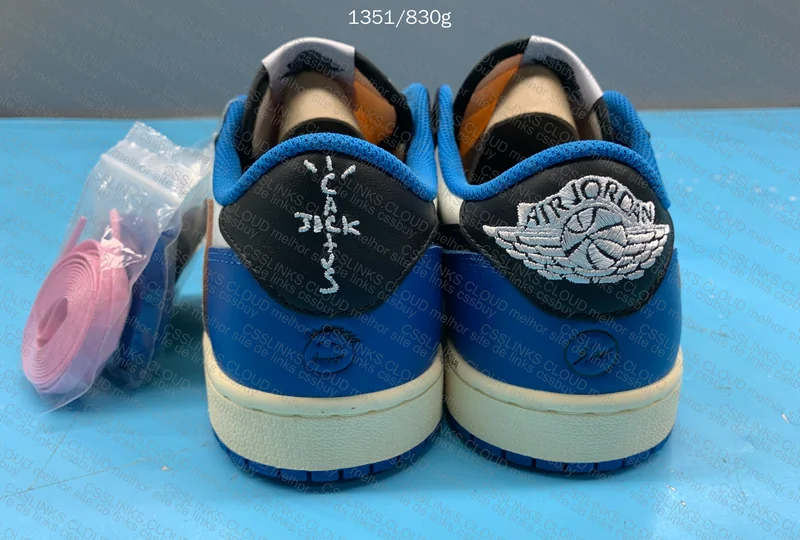 Travis AJ1 low fragment 10