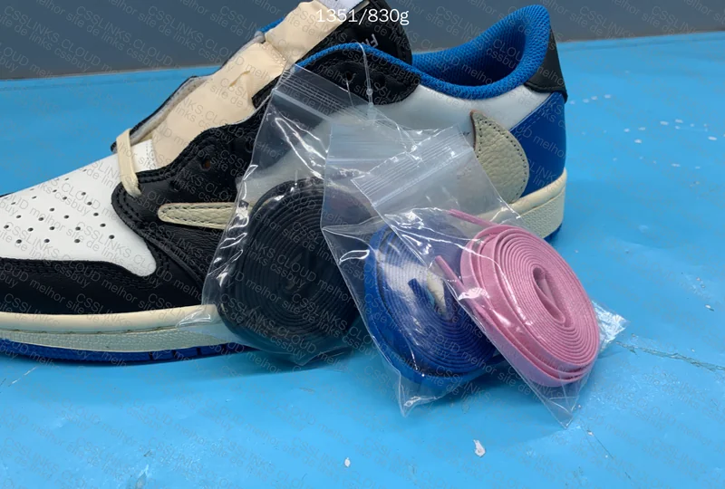 Travis AJ1 low fragment 6