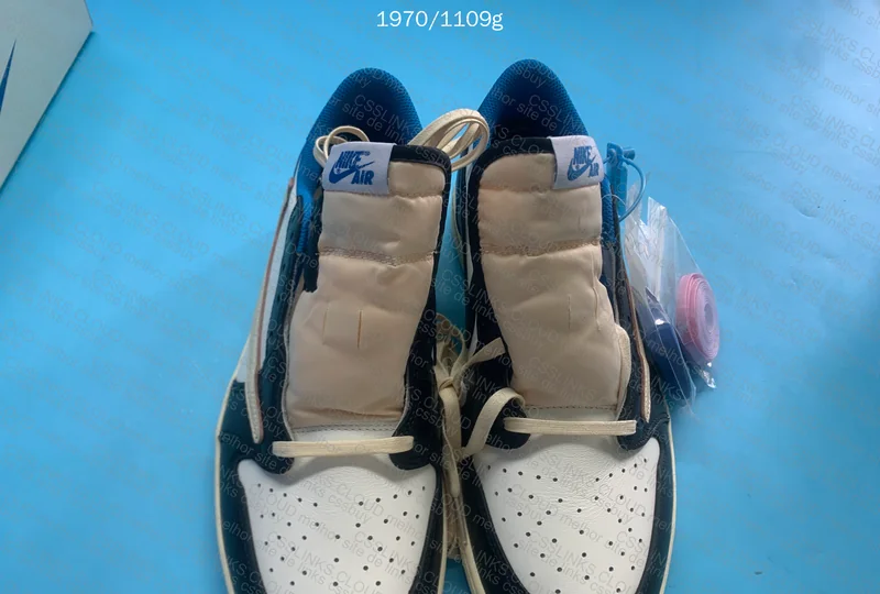 Travis AJ1 low fragment 8