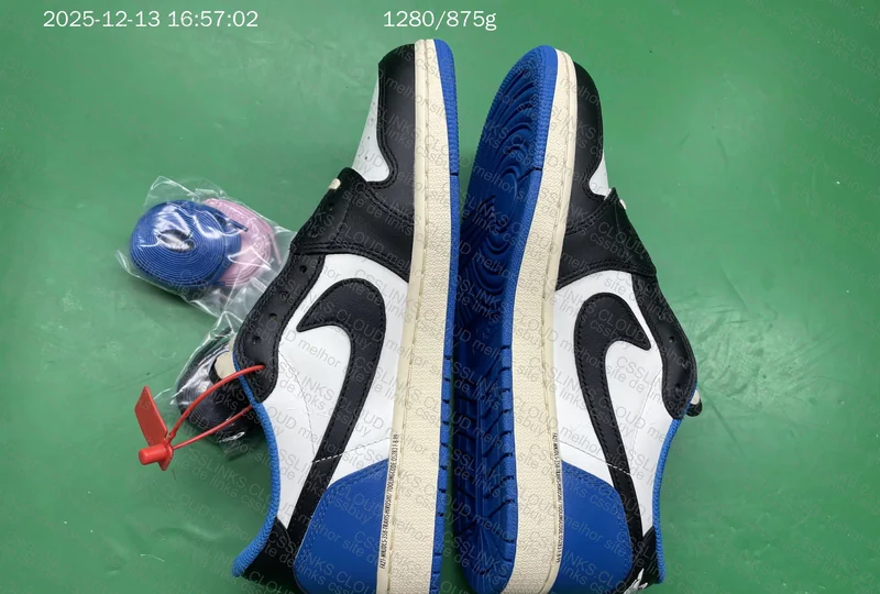 Travis AJ1 Low Fragment - LJR 2