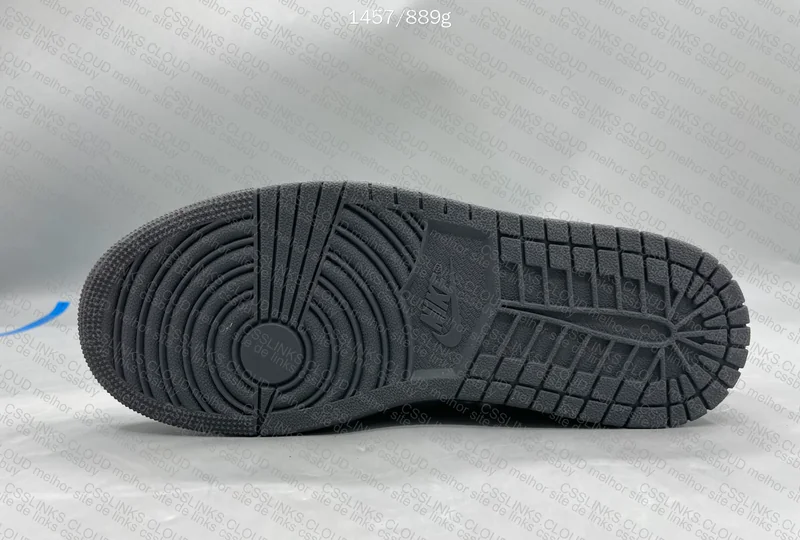 Travis Black Phantom GL ? 8