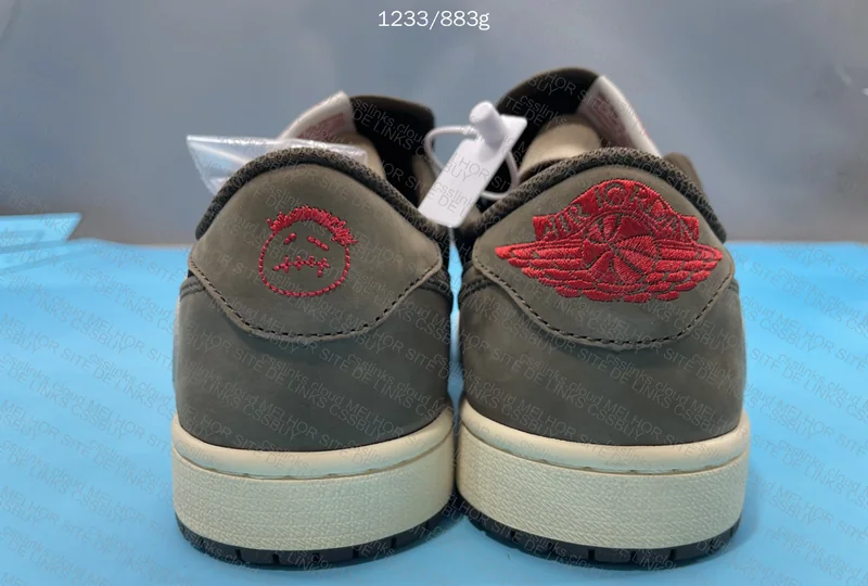 Travis Dark Mocha Low AJ1 3