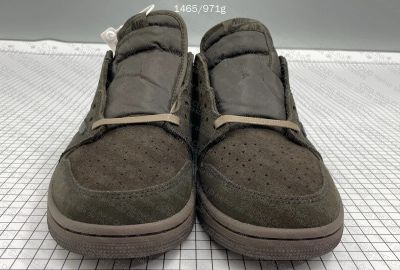 Travis Low - Velvet Brown 3