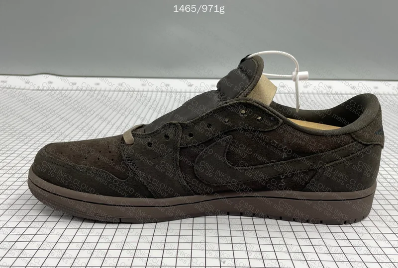 Travis Low - Velvet Brown 5