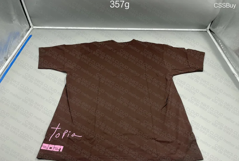 Travis Merch 5