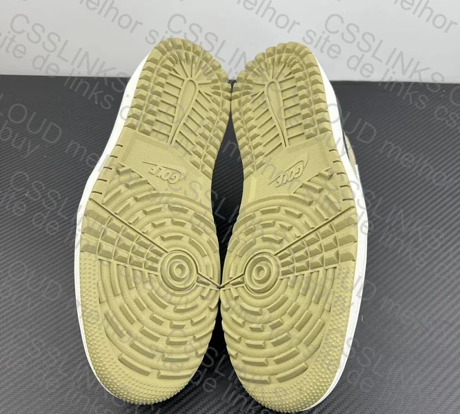Travis Scoot xAir Jordan 1 Low Golf 3
