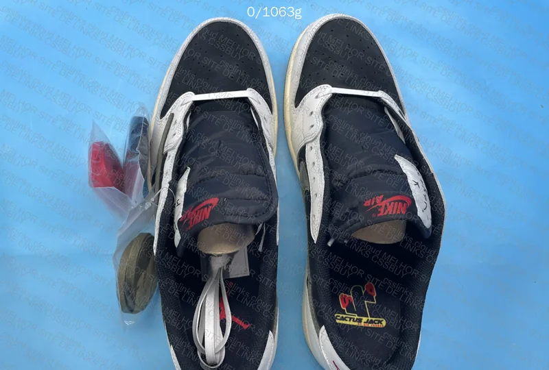 Travis Scot Olive 2
