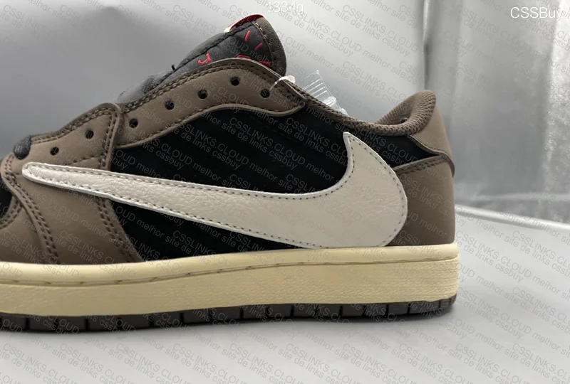 Travis Scott 1 Low Dark Mocha 3