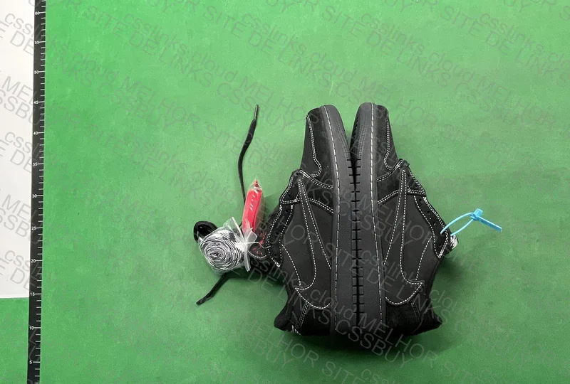 Travis Scott 4