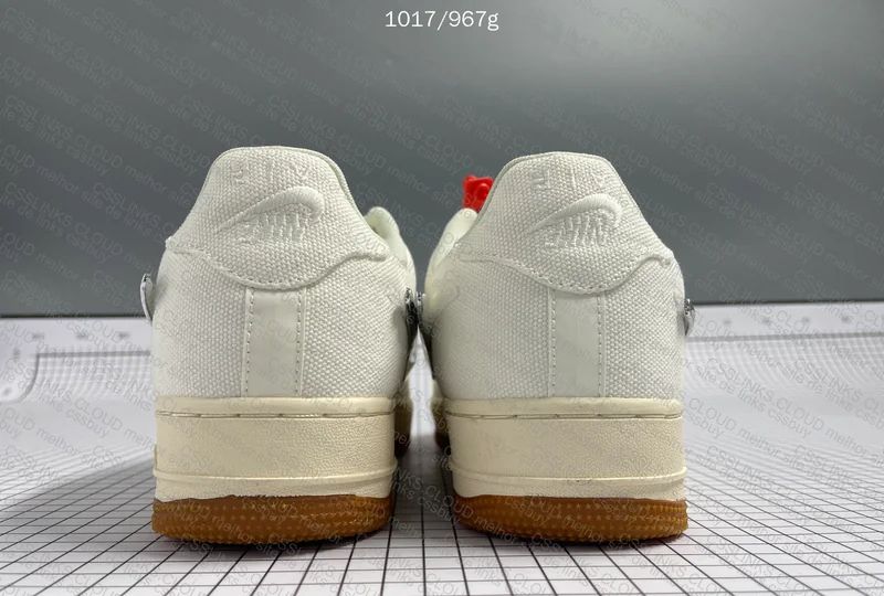 Travis Scott - Air Force 1 6