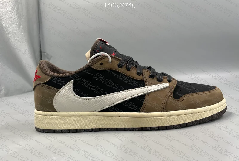 Travis Scott - Air Jordan 1 Dark Mocha 3