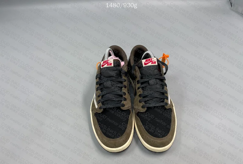 Travis Scott - Air Jordan 1 Low Mocha 6
