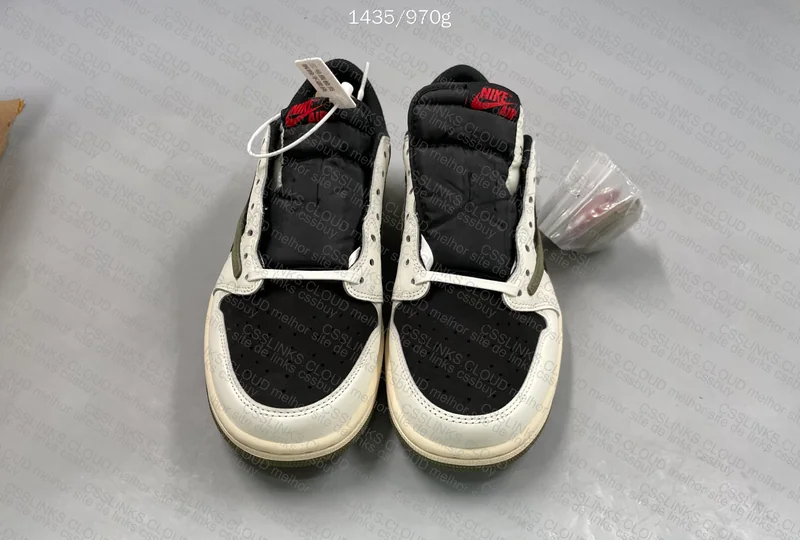 Travis Scott Air Jordan 1 Low OG “Olive” 5