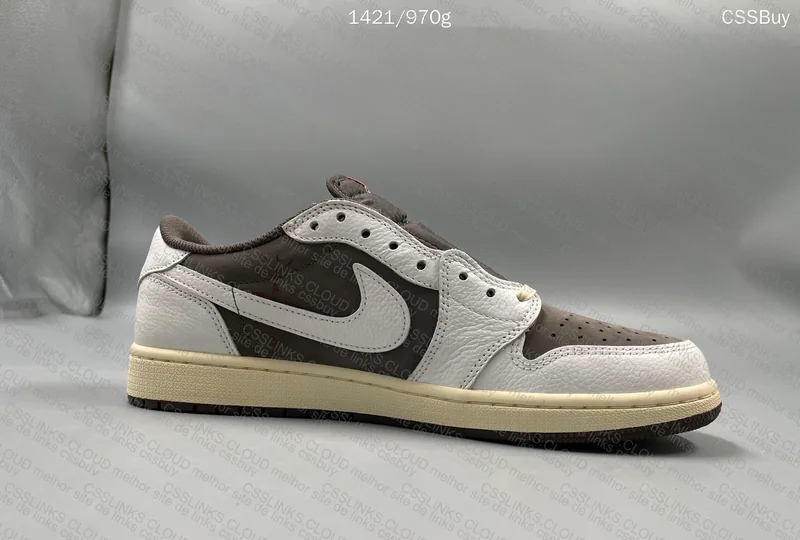 Travis Scott Air jordan 1 low Reverse Mocha 3