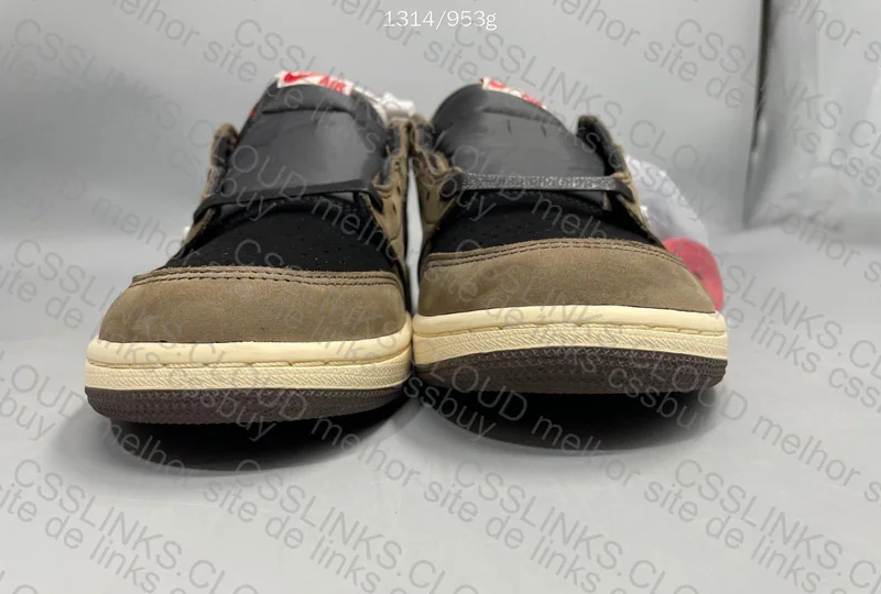 Travis Scott Air Jordan Dark Mocha 2