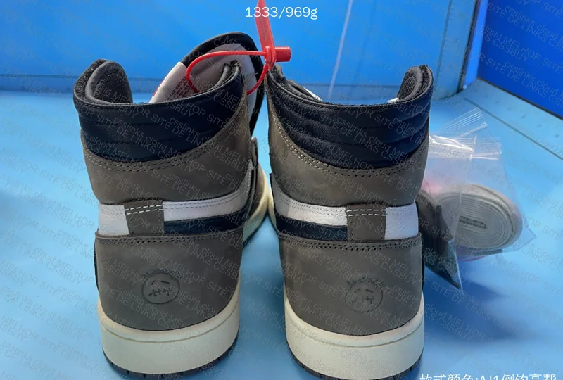 Travis Scott AJ1 High Mocha 2