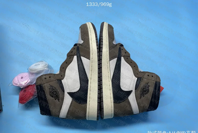 Travis Scott AJ1 High Mocha 4
