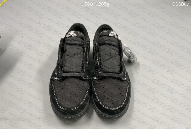 Travis Scott Black Phantom 2