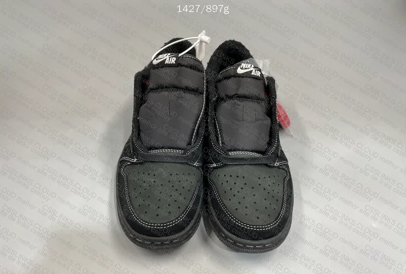 Travis Scott black phantom 7